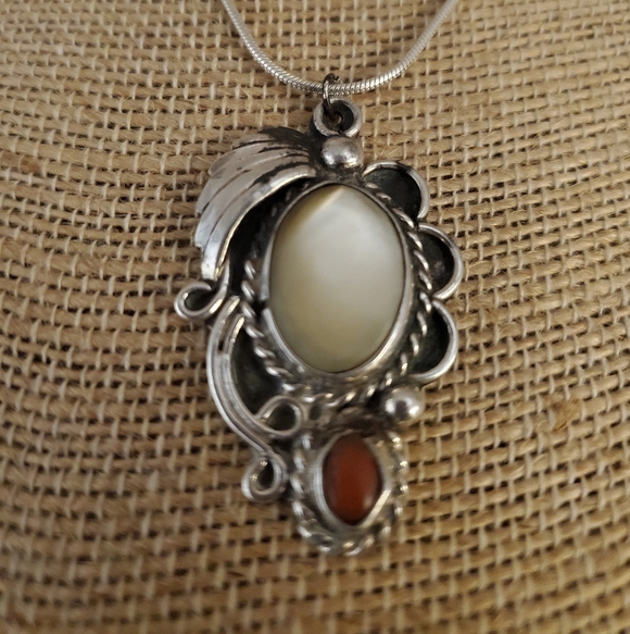 Native American Sterling silver coral necklace vintage mother of pearl 18\